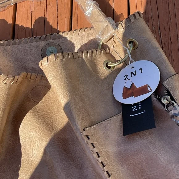 Tan Vegan Leather Women's Bag Set ( Hobo Style ) - Picture 3 of 8